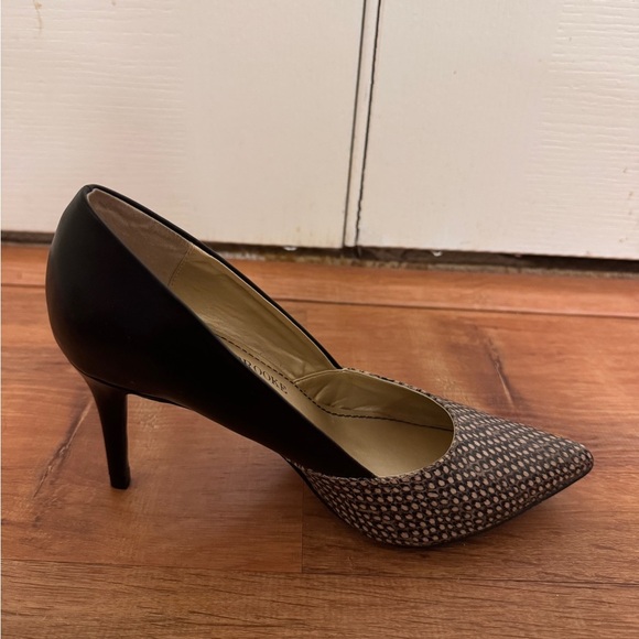 Audrey Brooke black and snakeskin heels​ - Picture 2 of 8